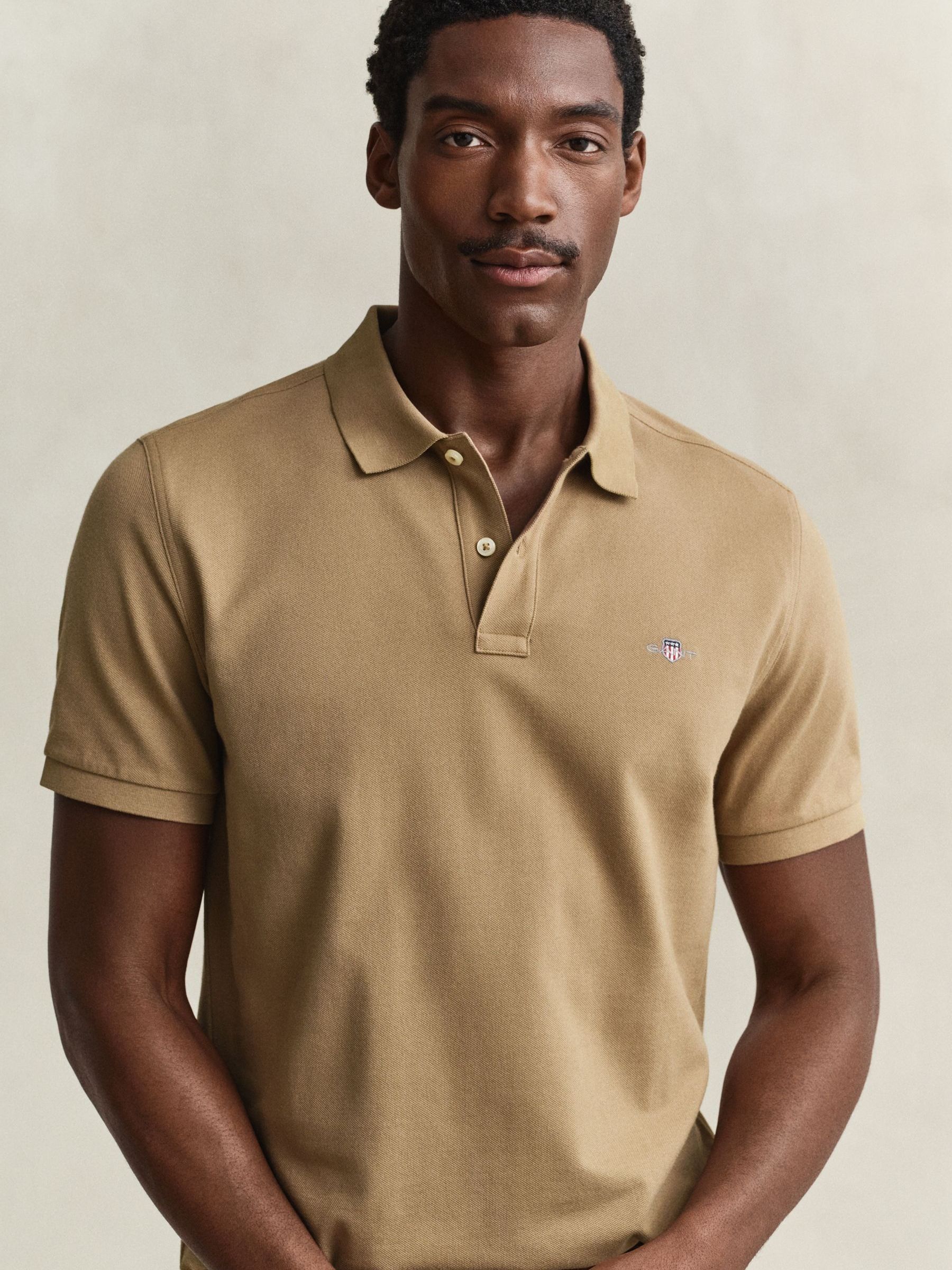 Comprar Castanho - Camisas polo piqué com logotipo GANT Shield