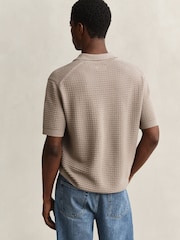 Smeđa - Polo majica od pamučne teksture GANT - Slika 3 od 5