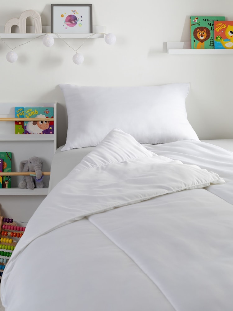 Slumberdown White 4.5 Tog Kids Single Anti Allergy Bedset - Image 1 of 4