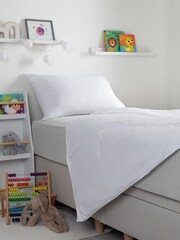 Slumberdown White 4.5 Tog Kids Single Anti Allergy Bedset - Image 2 of 4