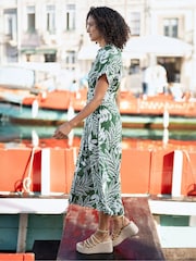 Yumi Green Leaf Print Viscose Relaxed Midi Shirt Dress - Image 3 of 5