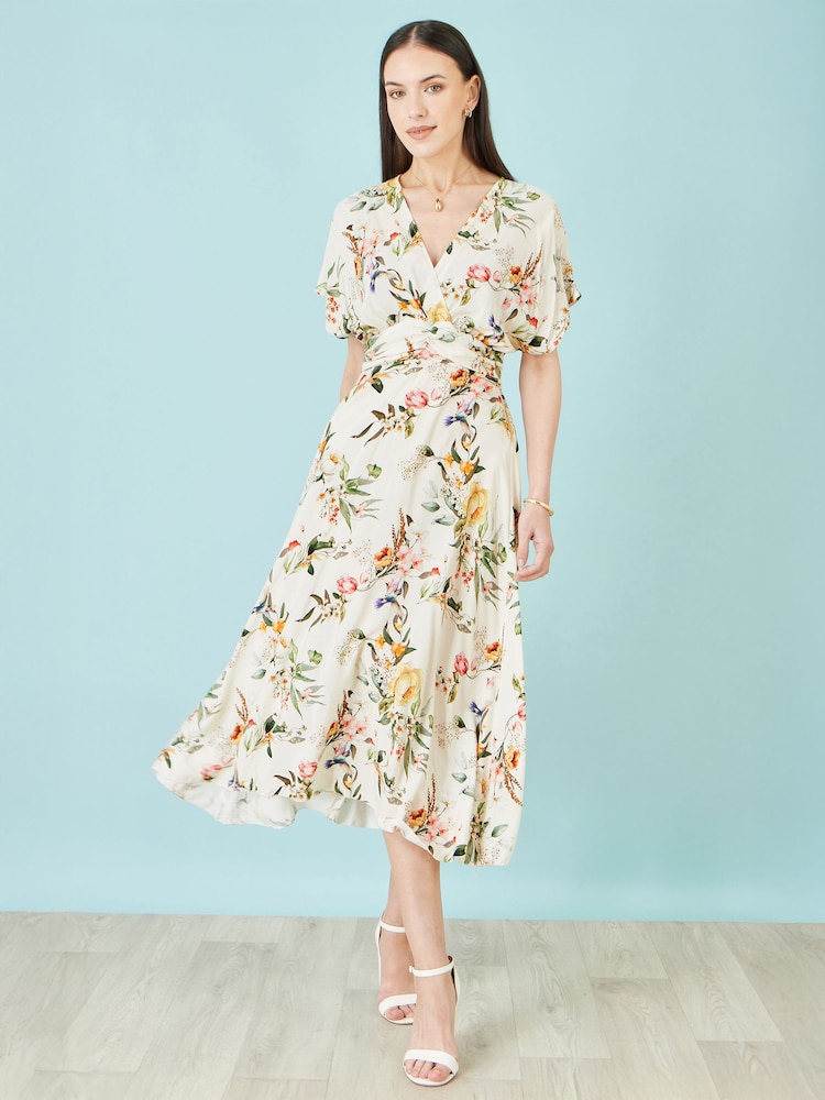 Yumi Viscose Floral Print Midi Dress With Ruched Waist - Image 2 of 5 Yumi Viscose Floral Print Midi Dress With Ruched Waist - Image 2 of 5