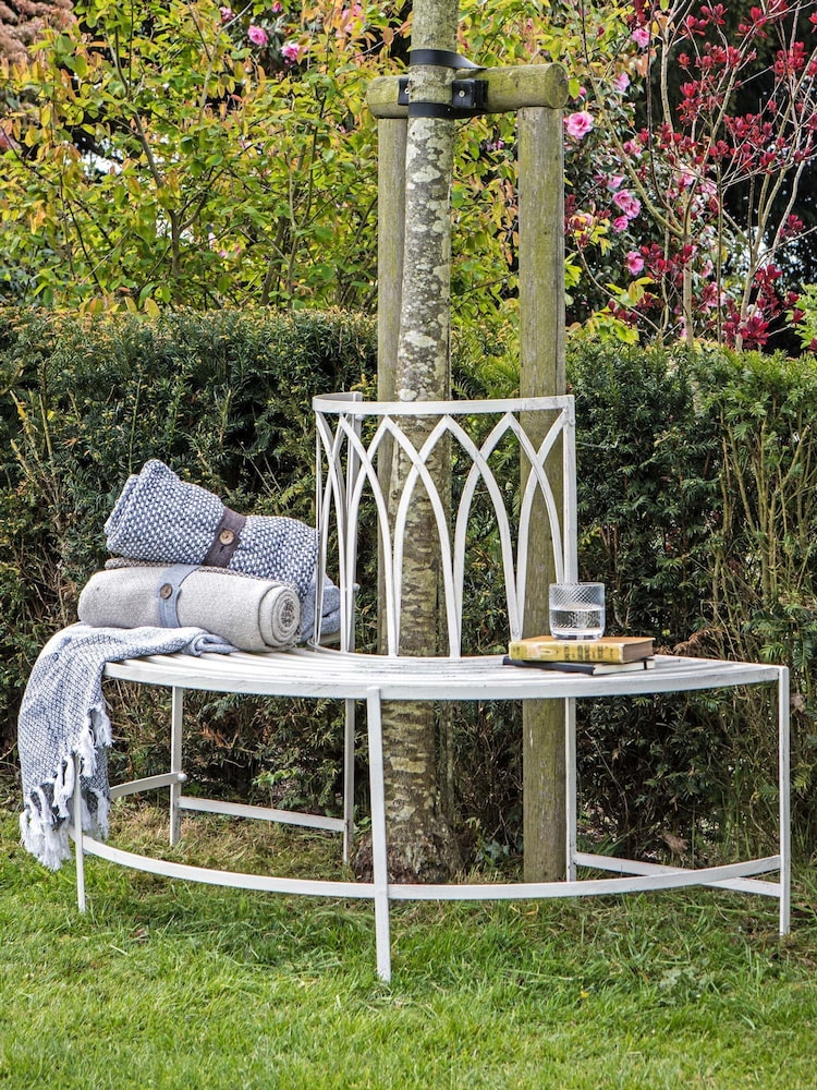 Gallery Home White Alton Outdoor Tree Bench Seat Gatehouse - Image 1 of 4