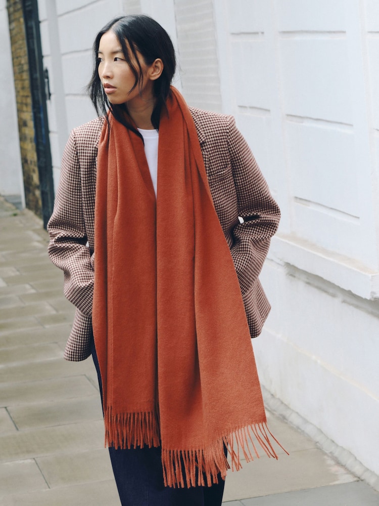 بني مائل للأحمر - وشاح متوسط الوزن - صورة 1 من 9 بني مائل للأحمر - وشاح متوسط الوزن - صورة 1 من 9