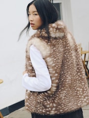 Brown/White Deer Fur Gilet Cover-Up - Image 3 of 7