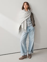 Açıq Boz - Ortaçəkili Scarf - 7şəkildən 2 şəkil