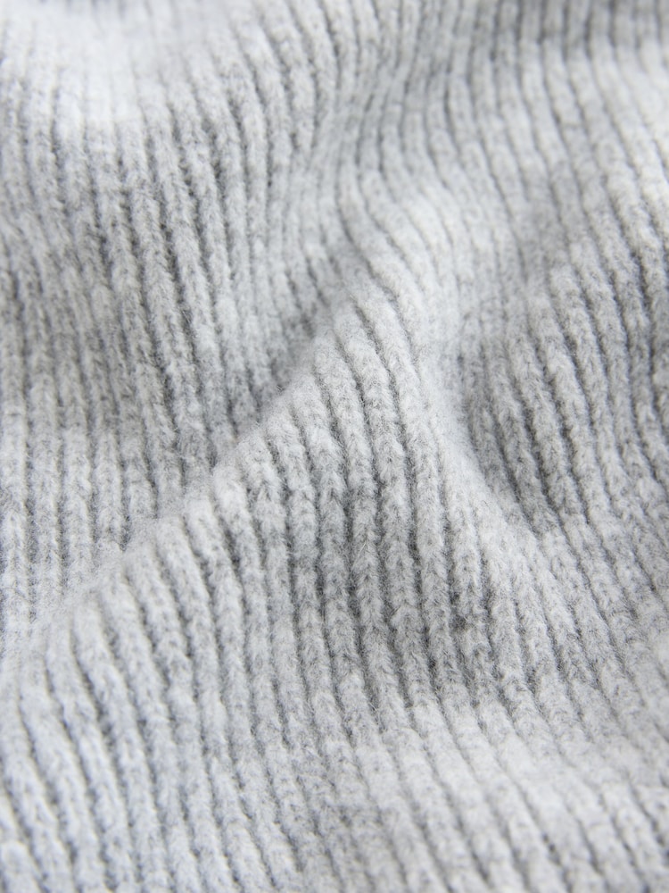 Grey Large Ribbed Triangle Scarf - Image 8 of 8 Grey Large Ribbed Triangle Scarf - Image 8 of 8