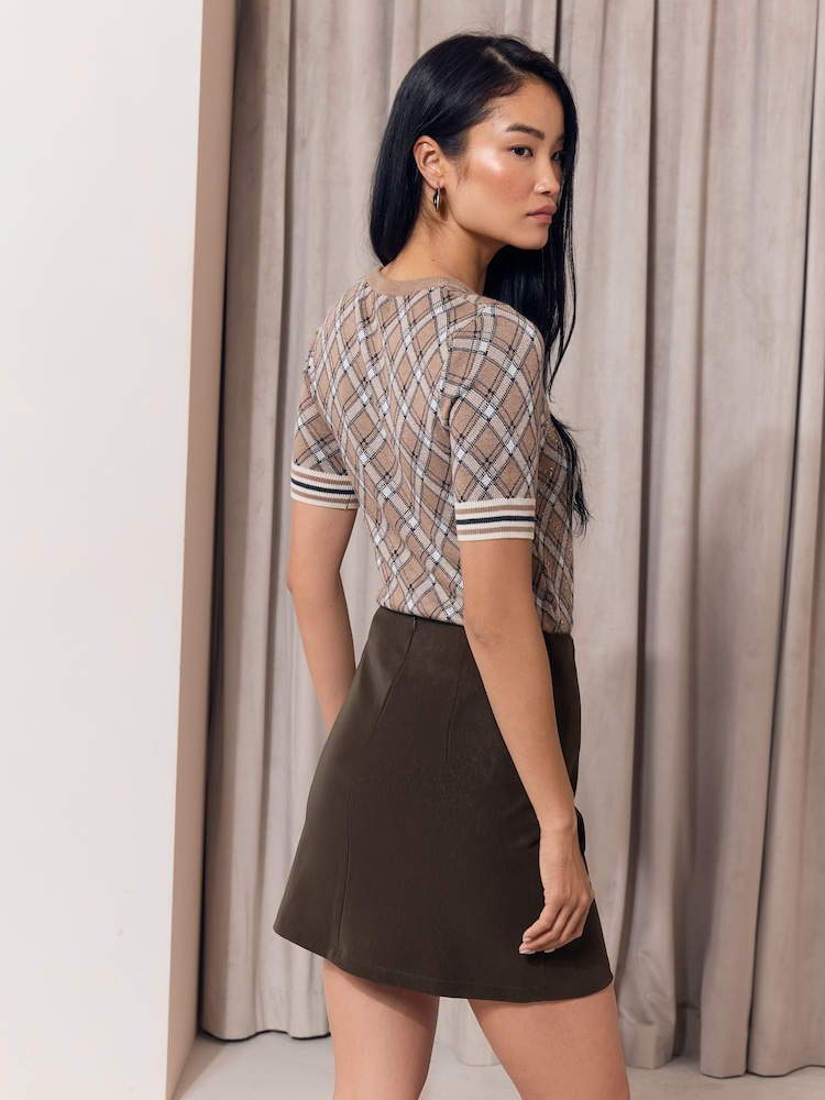Lipsy Chocolate Brown Faux Leather Side Split Mini Skirt - Image 4 of 4