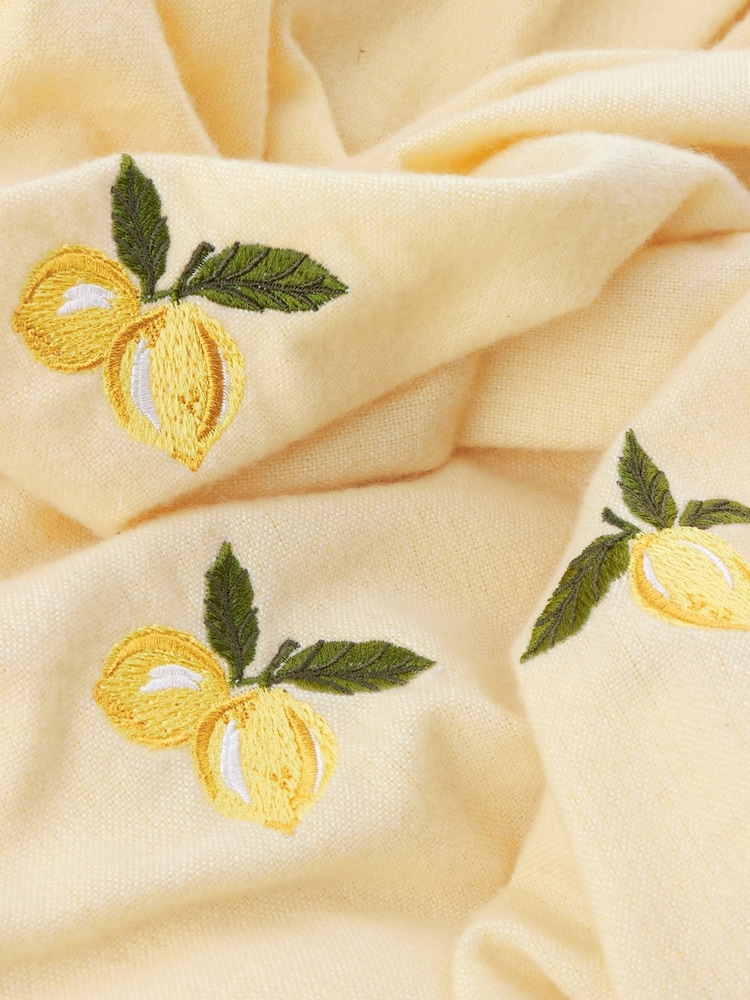 Furn Zesty Lemon Country Bee Fleece Throw - Image 3 of 3