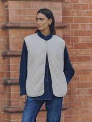 Krem - Quilted Liner Gilet - Bilde 1 av 7