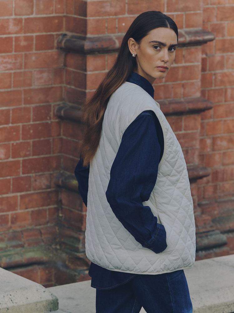 Krem - Quilted Liner Gilet - Bilde 2 av 7