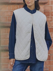 Krem - Quilted Liner Gilet - Bilde 4 av 7