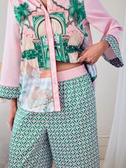 Chelsea Peers Satin The Wild Wonderland Print Long Pyjamas Set - صورة 6 من 10