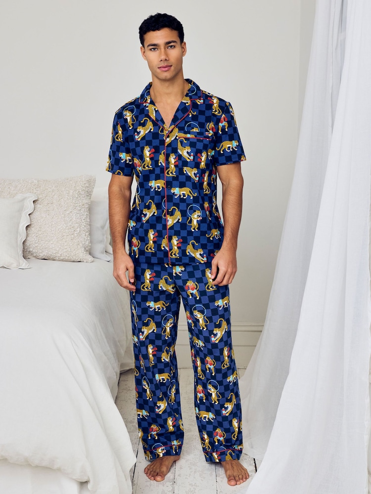 حزمة بيجامات طويلة مزينة بطبعة فهود ملاكمة من Chelsea Peers - صورة 2 من 6