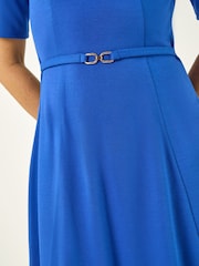 Azul - Vestido romano entallado y acampanado con cinturón - Imagen 6 de 6