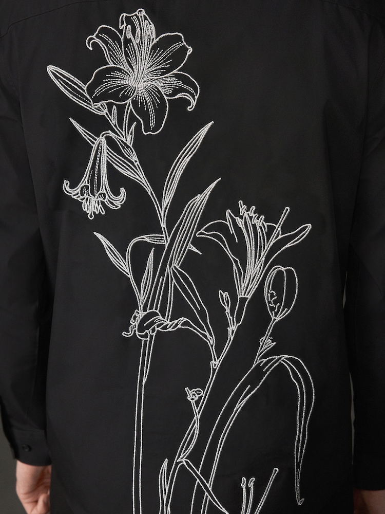 Svart Blomstrete  Print - Langermet festskjorte i Vanlig passform - Bilde 6 av 6