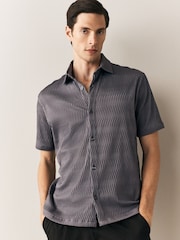 Մանուշակագույն - Տեքստուրավորված short sleeve ջերսի վերնաշապիկ - Պատկեր 3 8-ից