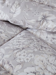Laura Ashley Heledd Blooms Natural 10.5 Tog Coverless Duvet Set - Image 3 of 4