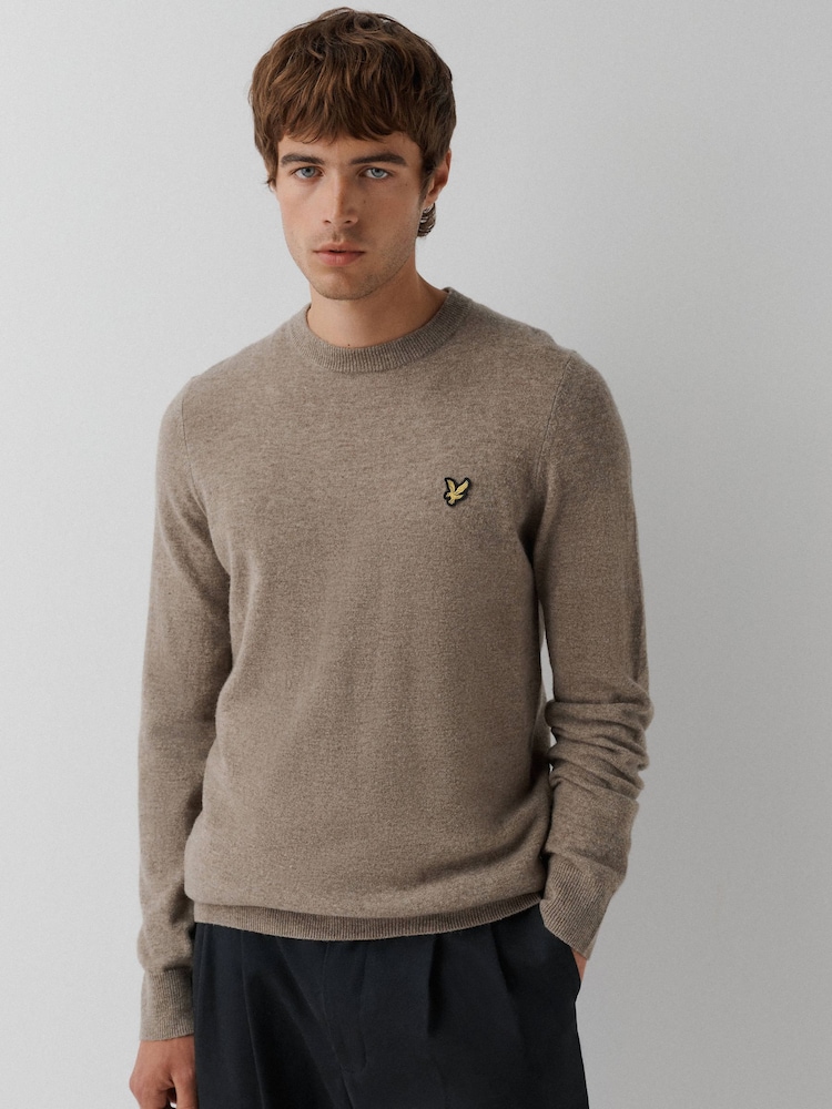 Lyle & Scott Green Lambswool Blend Crew Neck Jumper - Image 1 of 4 Lyle & Scott Green Lambswool Blend Crew Neck Jumper - Image 1 of 4