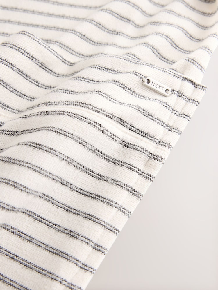 Light Grey Stripe Cosy Lightweight Dressing Gown - Image 3 of 3 Light Grey Stripe Cosy Lightweight Dressing Gown - Image 3 of 3