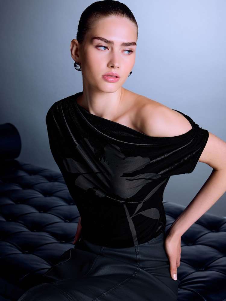 Black Sleeveless Floral Asymmetric Drape Top - Image 1 of 7 Black Sleeveless Floral Asymmetric Drape Top - Image 1 of 7