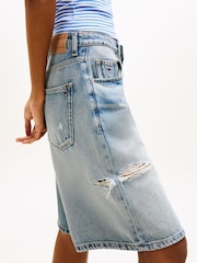 Tommy Jeans Distressed Loose Denim Shorts - 圖片 4/5