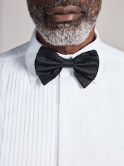 White Signature Pleated Double Cuff  Shirt with Bow Tie And Silver Cufflink - Image 4 of 10