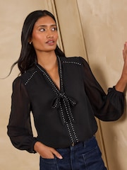 Sort - Love & Roses Stud Trim Pussybow Blouse - Billede 1 af 5