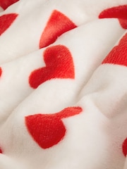 Red Heart Print Fleece Blanket - Image 4 of 5
