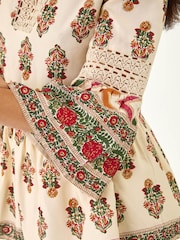 Roman White Petite Print V-Neck Lace Top - Image 5 of 5