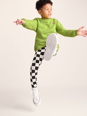 Tog 24 Green Montadale Kids Shaun The Sheep Crew Sweat Top - Image 6 of 7