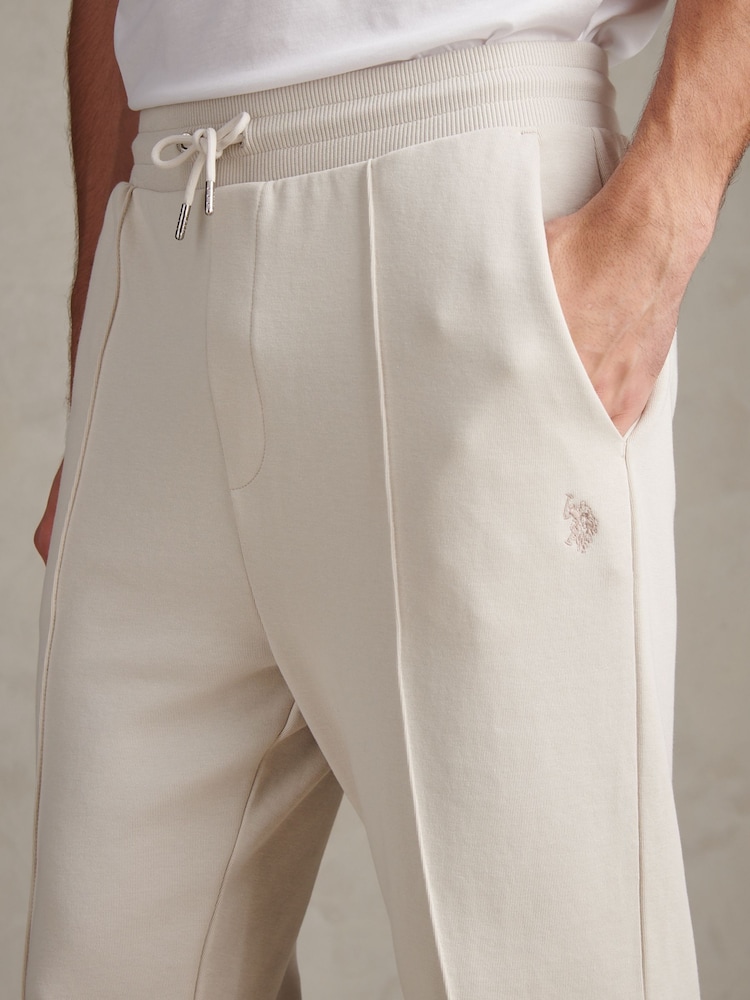 U.S. Polo Assn White Interlock Pintuck Joggers - Image 2 of 7