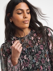 Simply Be Black Border Print Shirred Skater Dress - Image 4 of 4