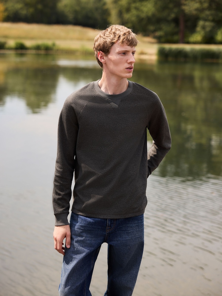 Green Crew Neck Long Sleeve T-Shirt - Image 1 of 7 Green Crew Neck Long Sleeve T-Shirt - Image 1 of 7