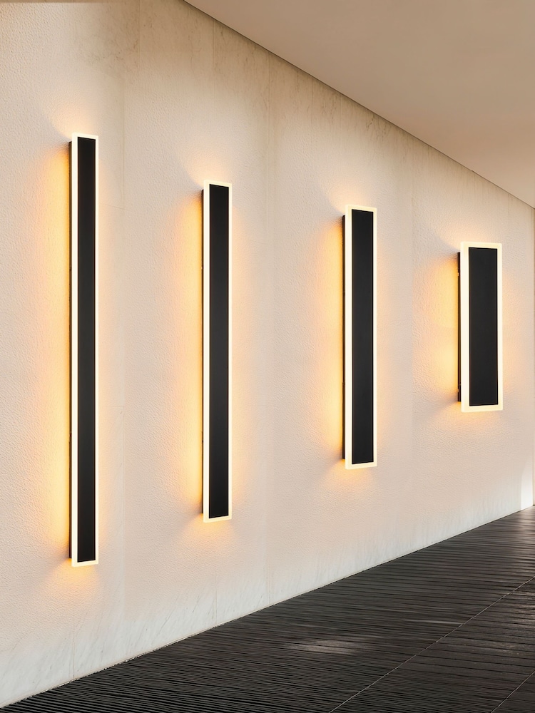 Searchlight Black Riley II Square LED Outdoor Wall Light - Image 4 of 4