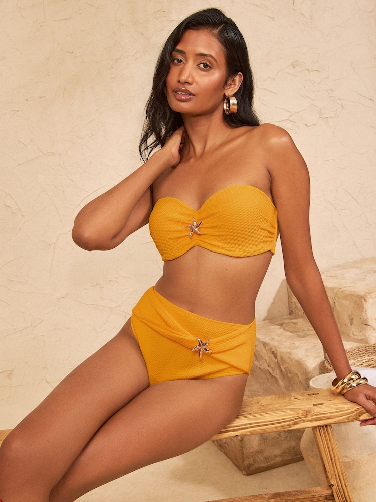 Ochre Yellow Starfish Trim - חזיית ביקיני עם קאפ מעוצב של Love & Roses - תמונה 1 מתוך 4