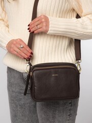 Pure Luxuries London Dark Brown Eris Leather Cross-Body Bag - Image 8 of 8