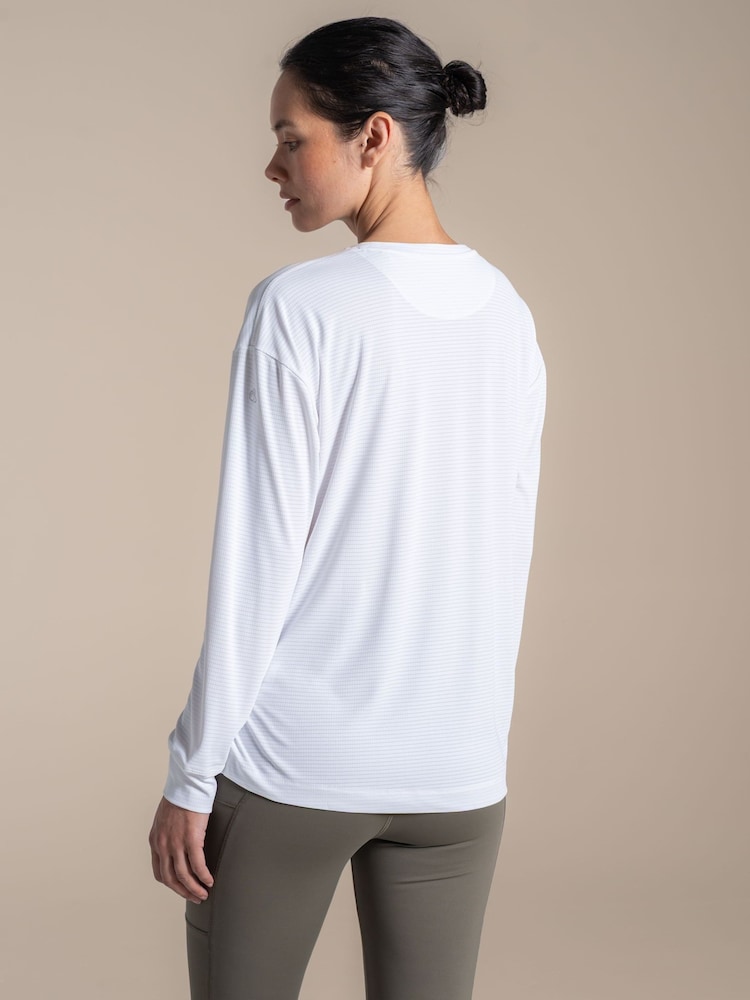 Craghoppers Cream Nosilife Solarshield+Long Sleeved T-Shirt - Image 2 of 4 Craghoppers Cream Nosilife Solarshield+Long Sleeved T-Shirt - Image 2 of 4