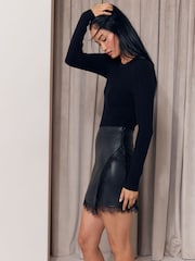 Lipsy Lace Detail Pu Knitted 2 in 1 Mini Dress - 5şəkildən 3 şəkil