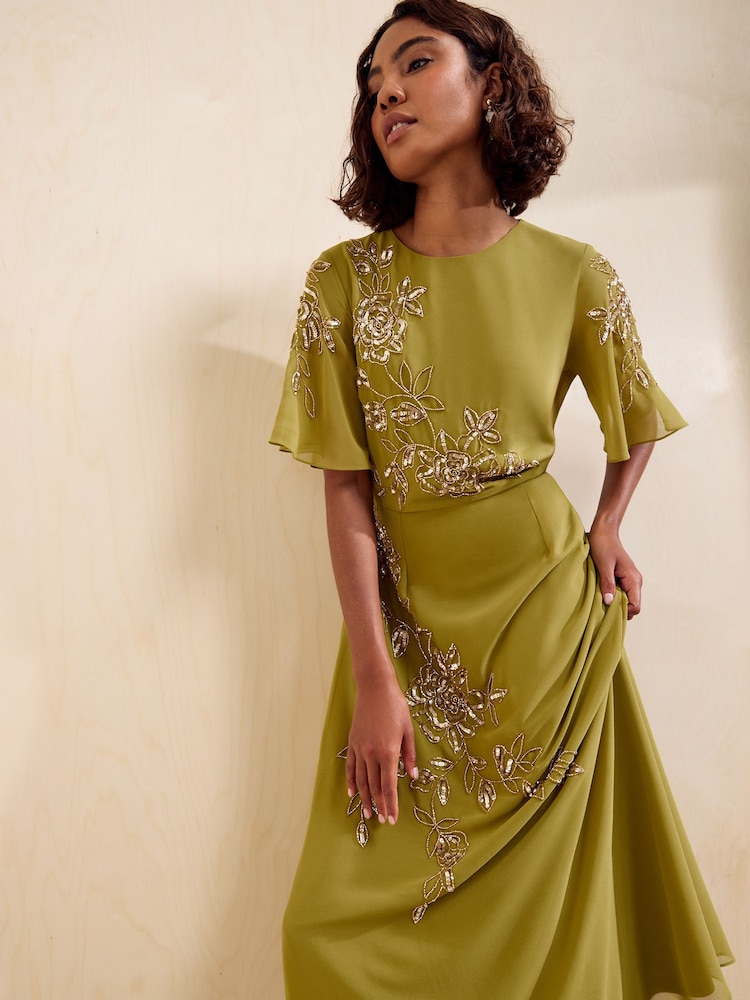 Friends Like These Green Petite Embellished Detail Short Sleeve Midi Dress - Image 2 of 6