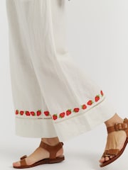 Chinti & Parker Cream Linen Blend Strawberry Trousers - Image 3 of 4