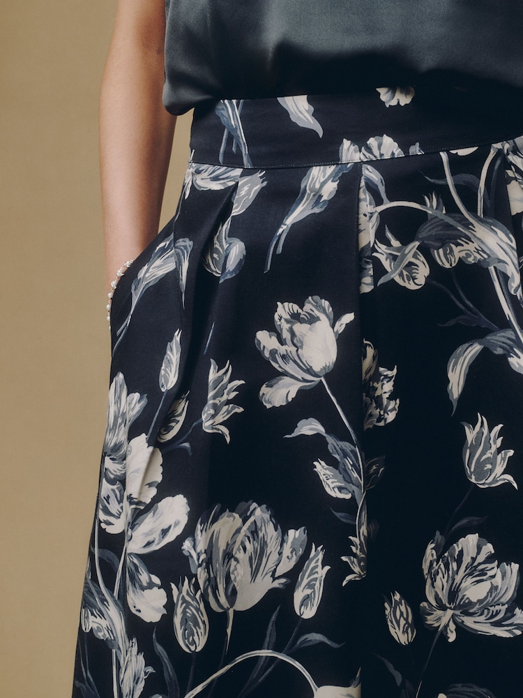 Laura Ashley Monochrome Gosford Print Midi Skirt - Image 5 of 5