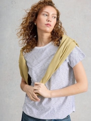 تيشرت Clara بأكمام قصيرة وملمس بارز من White Stuff - Image 1 of 6