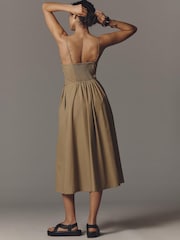 أخضر - فستان ماكسي بكسرات بطابع عملي من Anthropologie - Image 2 of 4