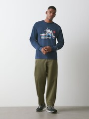 Navy Ski - Camiseta de manga larga con gráfico - Imagen 2 de 4