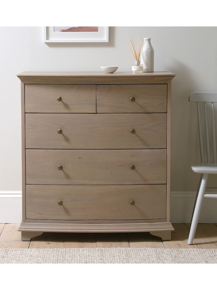 Cotswold Company Smoked Oak Winchcombe Low and Wide 5 Drawer Chest - Image 1 of 5