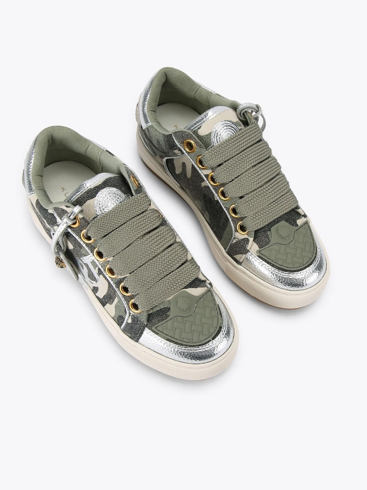Kurt Geiger London Silver Southbank Tag Trainers - Image 2 of 4