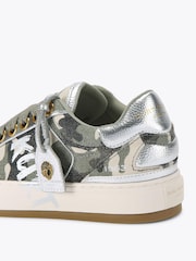 Kurt Geiger London Silver Southbank Tag Trainers - Image 4 of 4