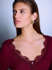 Wine Red Long Sleeve V-Neck Ribbed Lace Trim Top - Image 4 of 7
