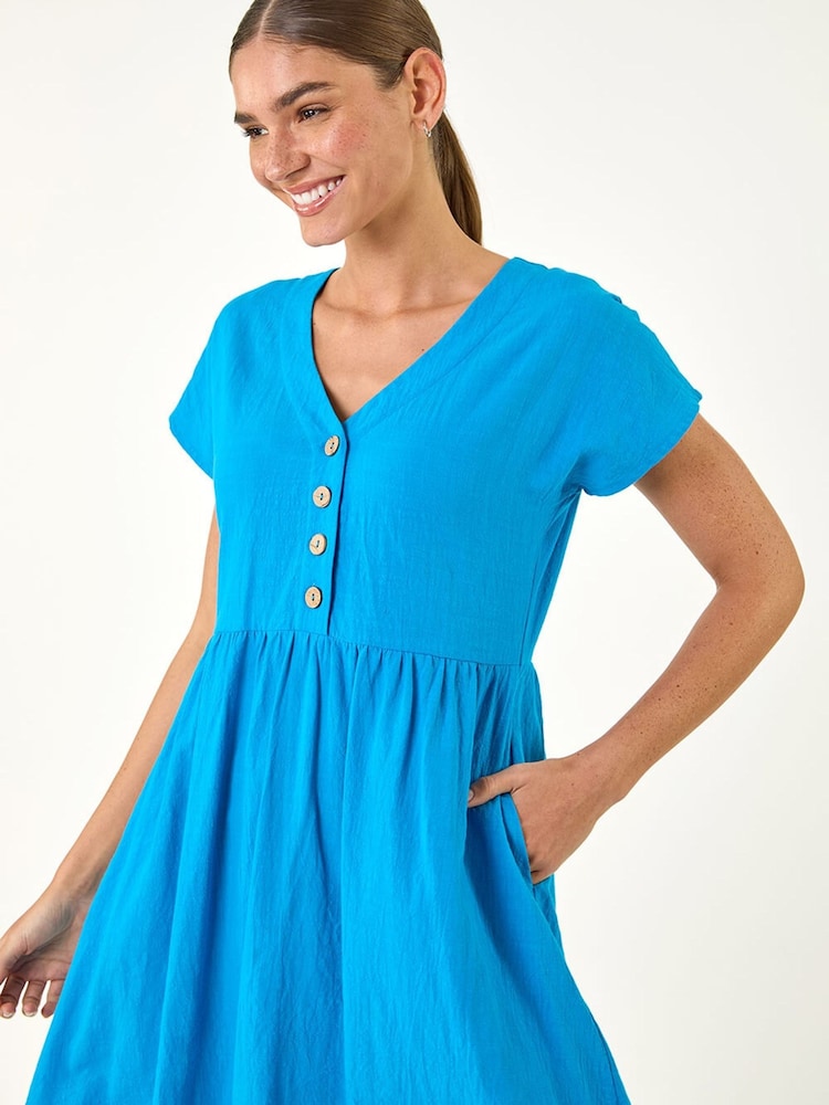 כחול  - Roman שמלת מידי מכופתרת במראה פשתן - תמונה 5 מתוך 5